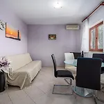 Klaudio Aqua Oaza Appartement *