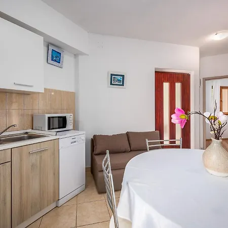Apartment Klaudio Aqua Oaza Drenje
